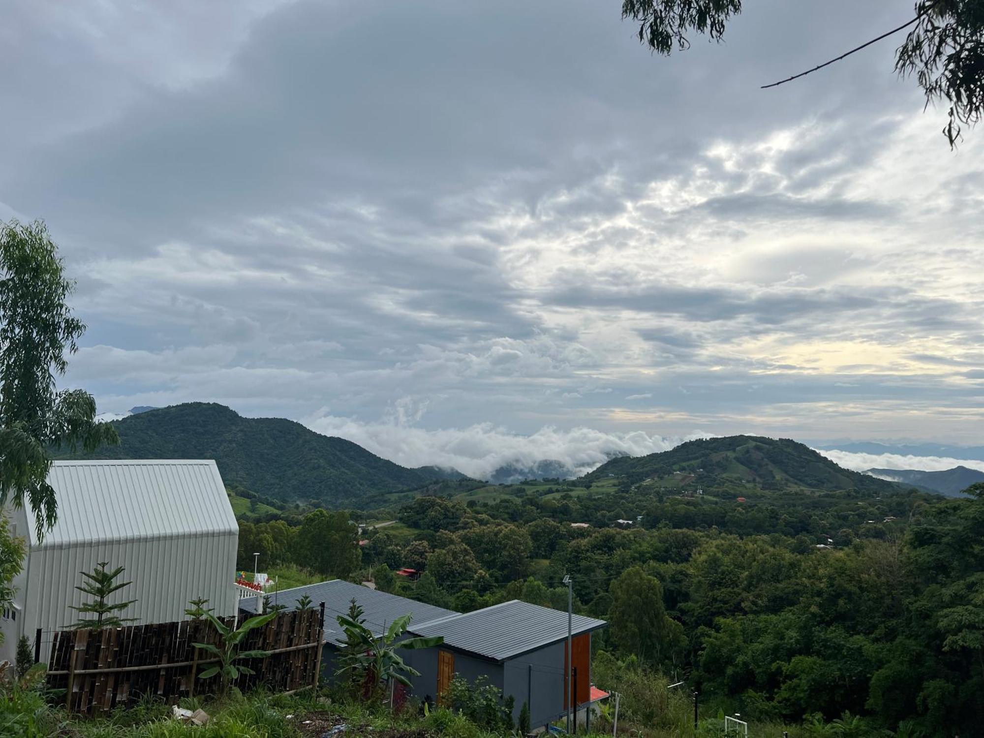 Cassandra Khaokho Resort Ban Huai Phai Esterno foto